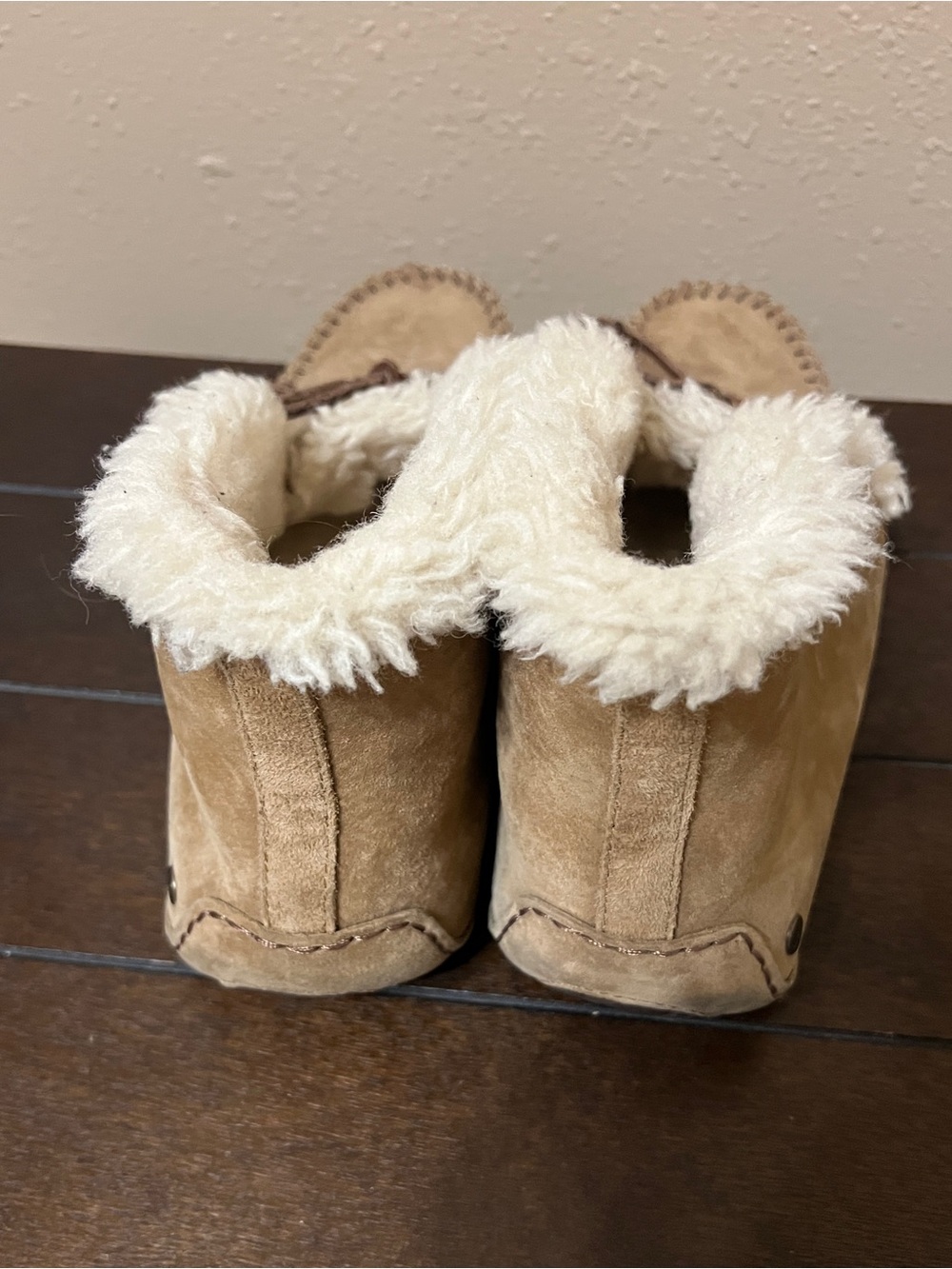 UGG Chestnut/Tan Suede Moccasin Slippers with Cream Shearling - Picture 3 of 7
